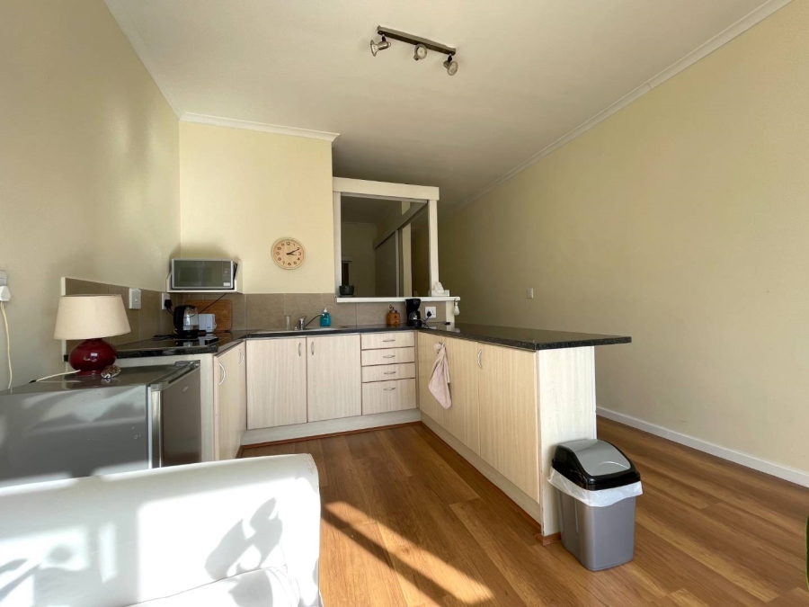 To Let 1 Bedroom Property for Rent in Beach Estate Western Cape